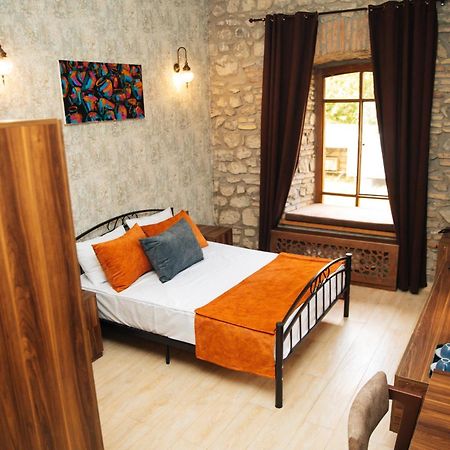 Art Hotel By Abad Guest Şǝki Exterior foto